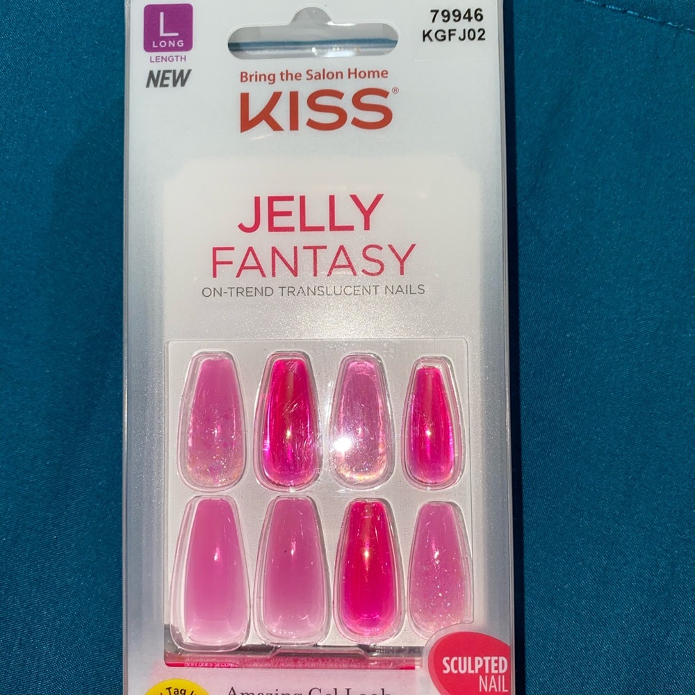 Kiss Jelly Fantasy Glue on nails